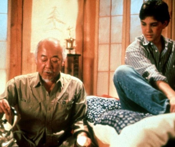Ralph Macchio leert zich te verdedigen in The Karate Kid op RTL 7