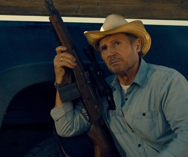 Liam Neeson doet alles om Jacob Perez te redden in The Marksman