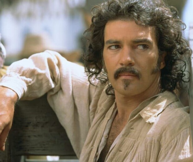 Antonio Banderas kruipt in de huid van Zorro