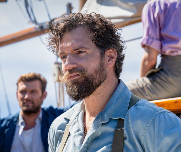 Henry Cavill gooit de beuk erin in de tv-première van The Ministry of Ungentlemanly Warfare