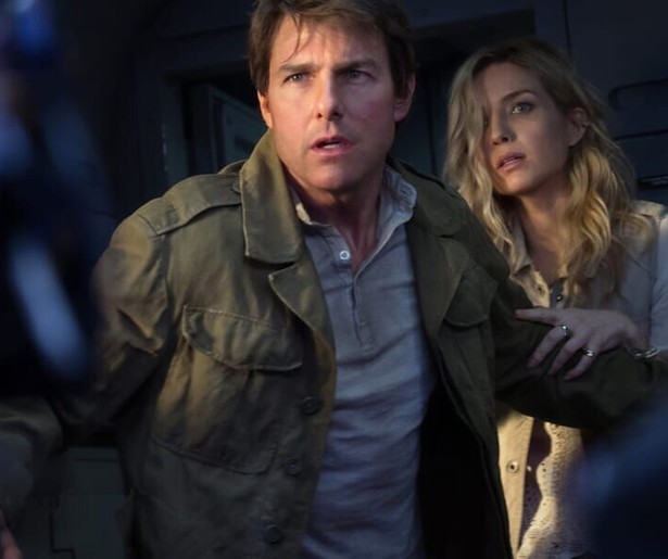 Tom Cruise veroorzaakt een hoop ellende in The Mummy