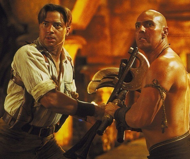 Brendan Fraser en Rachel Weisz nemen het opnieuw op tegen mummies in The Mummy Returns