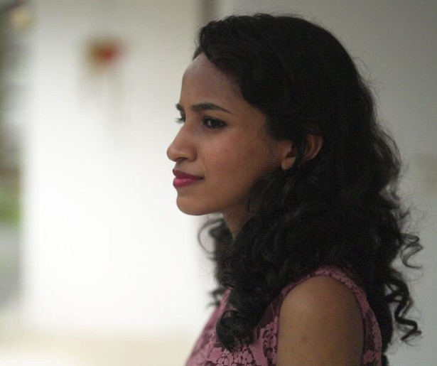 In The Nevermets sluiten online geliefden elkaar na jaren eindelijk in de armen