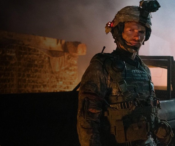 Scott Eastwood moet zien te overleven in The Outpost