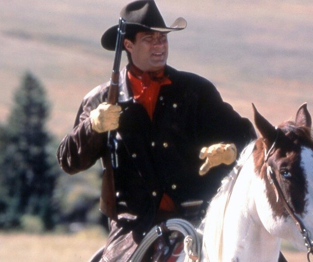 Steven Seagal strijdt tegen een virus in The Patriot