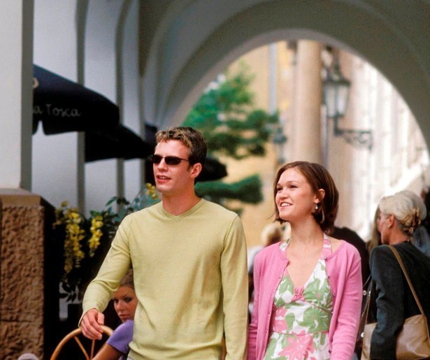 Julia Stiles is smoorverliefd op prins Eddie in The Prince & Me