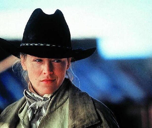 Sharon Stone schiet met scherp