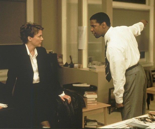 Denzel Washington moet een groep terroristen oprollen in The Siege