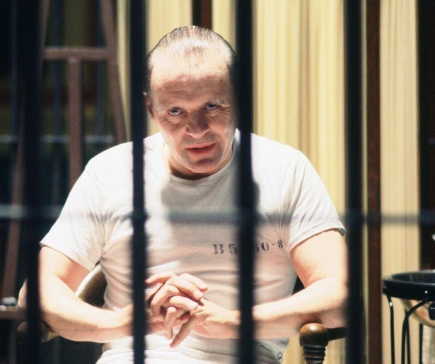 Anthony Hopkins lust ze stuk voor stuk rauw in The Silence of the Lambs op VRT Canvas