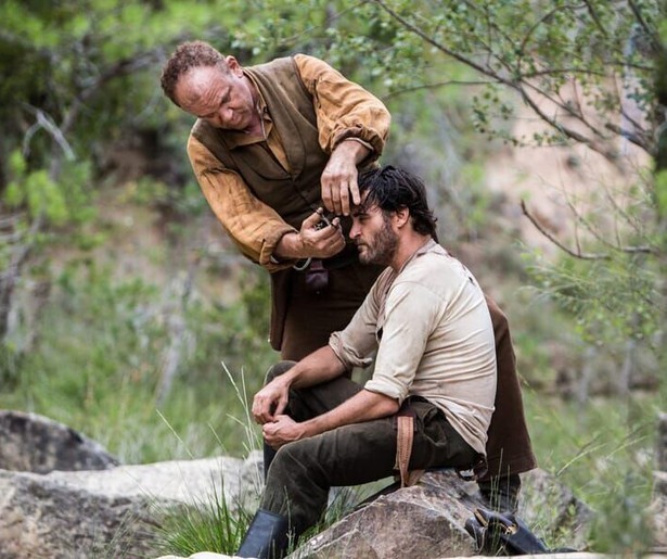 'Huurmoordenaar' Joaquin Phoenix krijgt een nieuwe opdracht in The Sisters Brothers