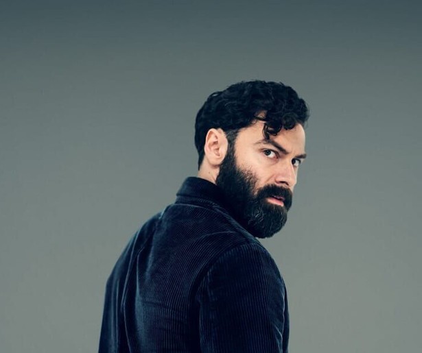 Joe's huwelijk komt steeds meer onder druk te staan in The Suspect