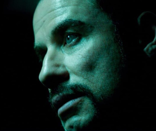 John Travolta kaapt de metro in The Taking of Pelham 1 2 3 op Veronica