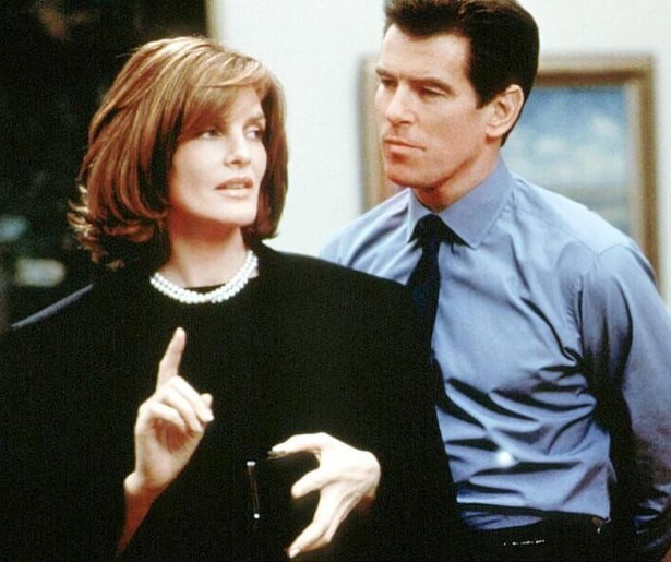 Pierce Brosnan steelt wel erg dure kunst in The Thomas Crown Affair