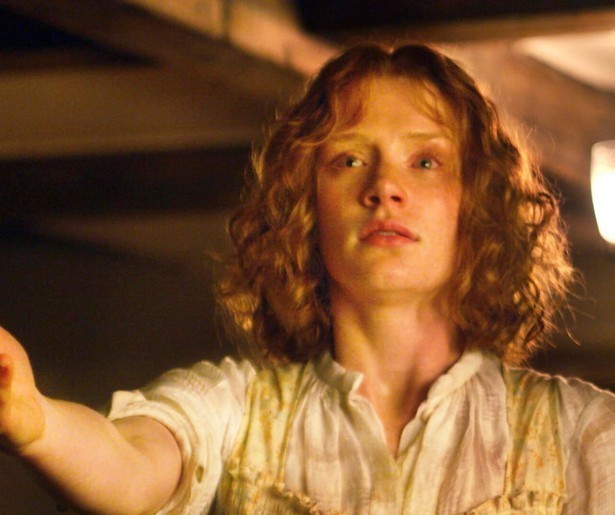 Bryce Dallas Howard moet haar leven op het spel zetten in The Village