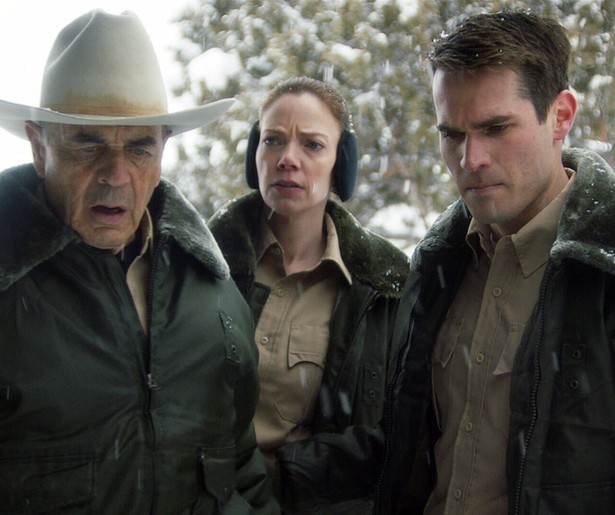 Is er een seriemoordenaar of weerwolf actief in The Wolf of Snow Hollow?