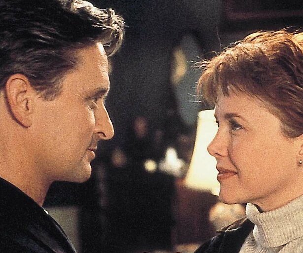 Michael Douglas valt voor de charmes van Annette Bening in The American President