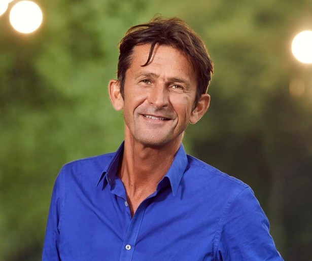 Cornald Maas onthult de genomineerden van de Theo d'Or in Theater Maas