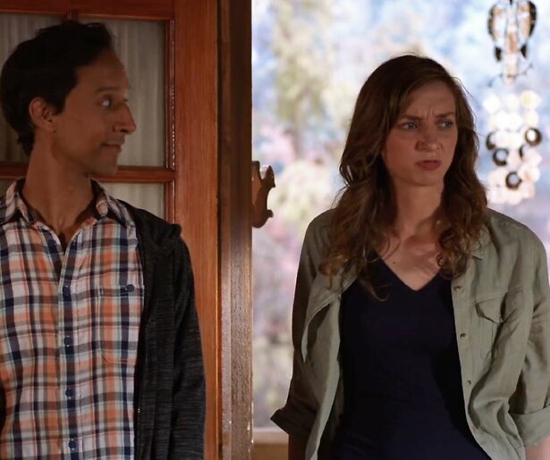 Comedy Central gaat The Guest Book weer vanaf seizoen één uitzenden