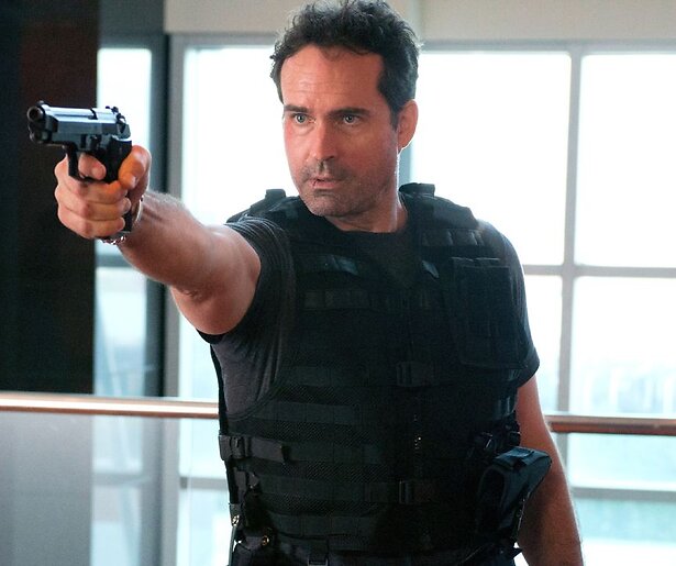 Jason Patric laat nog altijd niet met zich sollen in The Prince