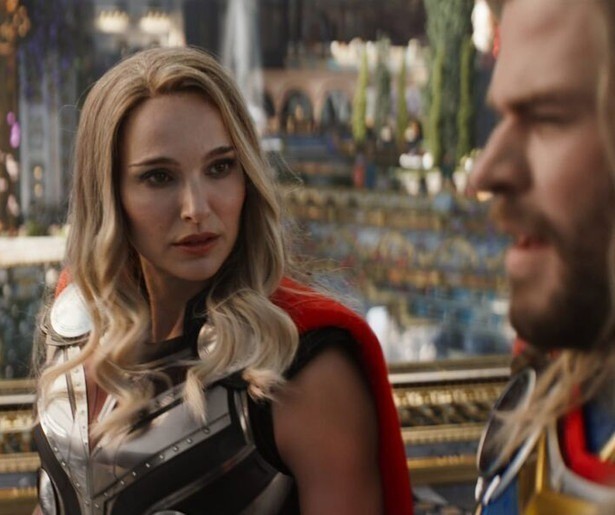 Chris Hemsworth en Natalie Portman bundelen hun krachten in Thor: Love and Thunder