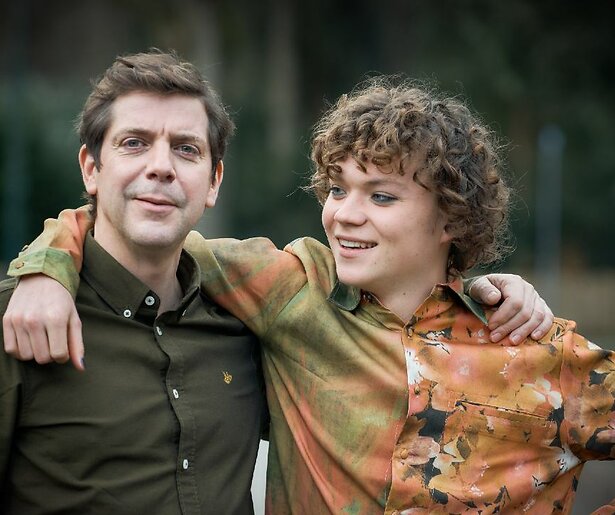 Thor Braun geniet nog altijd van opnames Oogappels: 'Mag van mij nog lang doorgaan' 