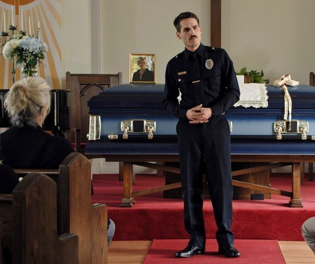 Jim Cummings heeft in Thunder Road zijn leven niet onder controle