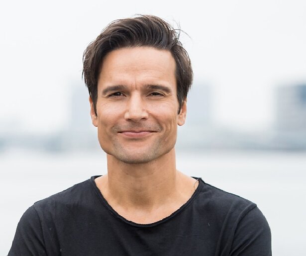 Rust en Vreugd-regisseur Tim Oliehoek vertelt wat hij zelf kijkt op televisie