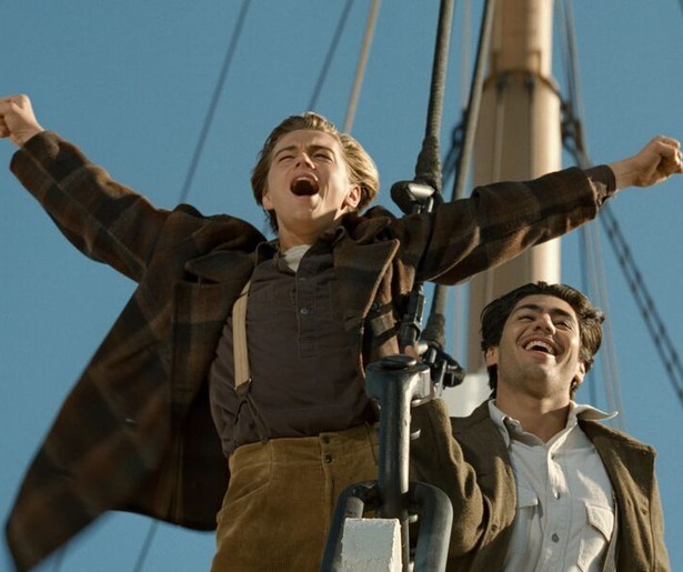 Leonardo DiCaprio en Kate Winslet beleven een heftige romance op de Titanic