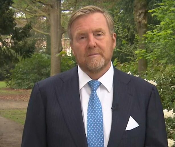 Koning staat stil bij 'dag met twee gezichten'