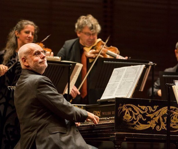 Liefhebbers van klassieke muziek opgelet: NPO2 zendt registratie van Ton Koopman 80 jaar: Händels Esther uit