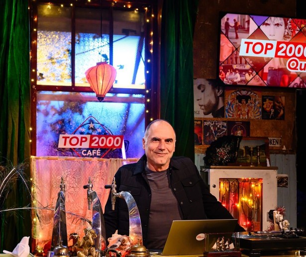 De Lesbische Liga bezoekt de Top 2000 Quiz