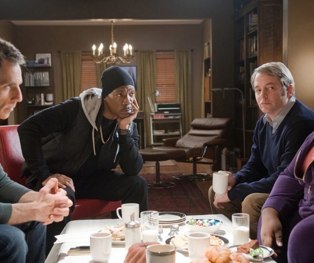 Eddie Murphy en Ben Stiller slaan de handen ineen voor een gewaagde diefstal in Tower Heist