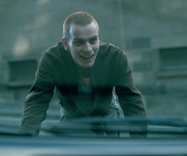 Ewan McGregor probeert af te kicken in Trainspotting
