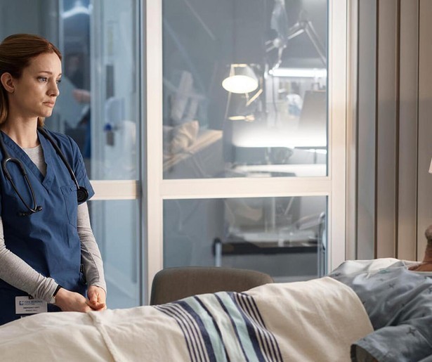 Bash ontmoet een vrouw uit zijn verleden