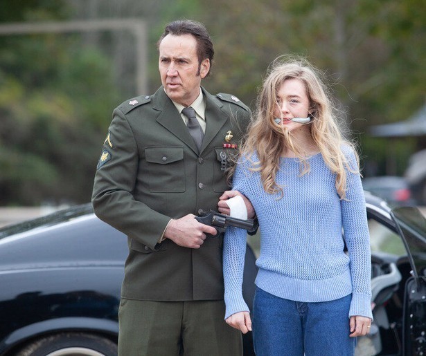 Ex-marinier Nicolas Cage heeft snode plannen in Trapped
