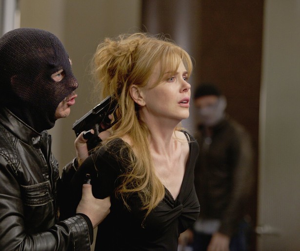 Nicolas Cage moet veel over hebben om zijn vrouw en dochter te bevrijden in Trespass