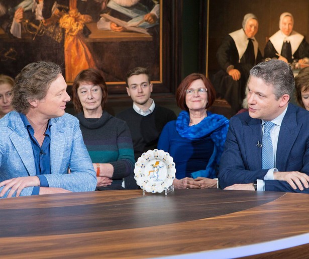 De experts van Tussen Kunst en Kitsch hebben in deze laatste aflevering weer van alles te doen