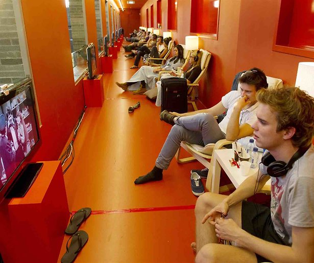 We kijken veel meer tv sinds coronacrisis