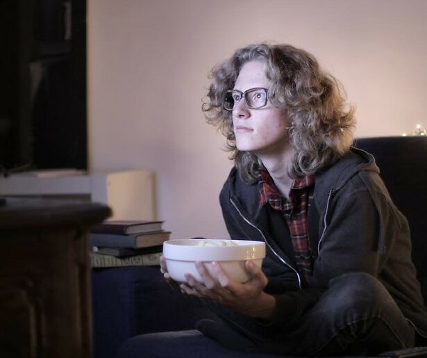 Thuis televisiekijken: welke soorten abonnementen kun je kiezen?