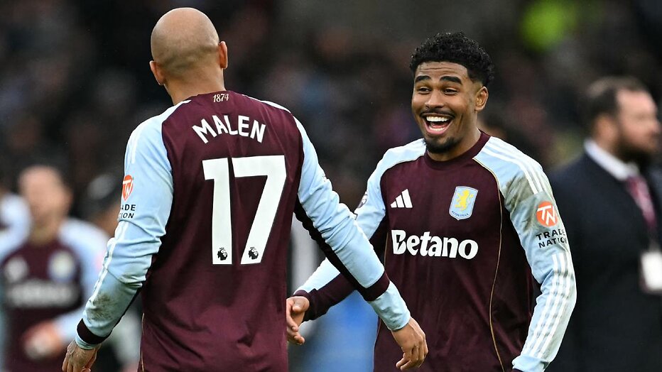 Donyell Malen en Ian Maatsen (Aston Villa)