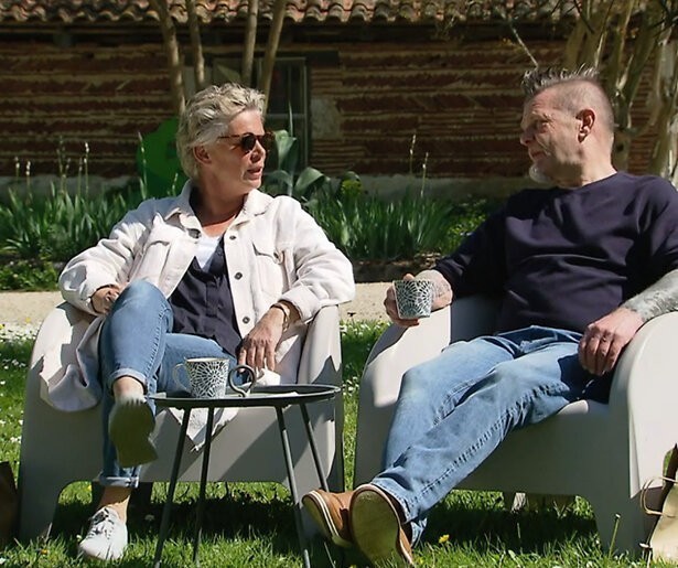 Petri niet onder de indruk van uiterlijk Olaf in B&B Vol Liefde