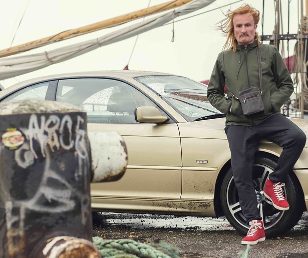 De TV van gisteren: Undercover in Nederland start met 716.000