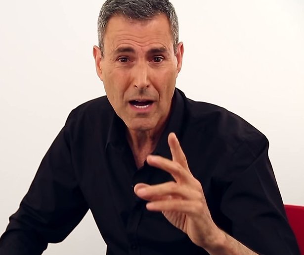 Uri Geller reageert op vroegtijdig schrappen MindMasters Live