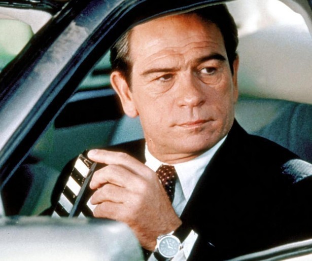 De U.S. Marshals zitten achter de gevluchte Wesley Snipes aan