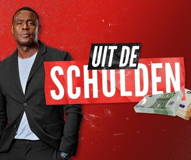 John Williams helpt gezinnen in geldnood in Uit De Schulden