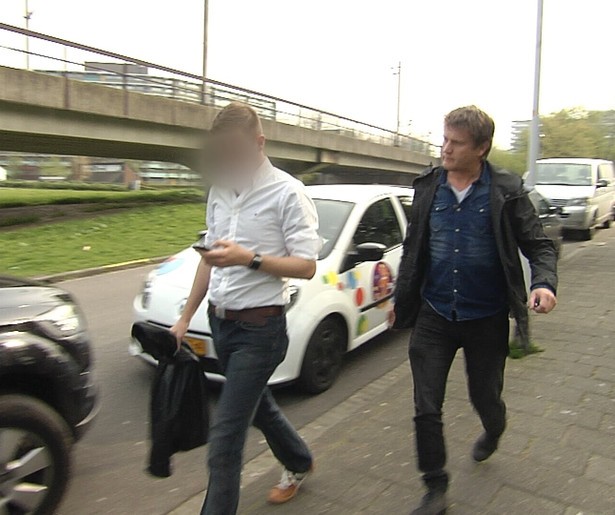 Undercover in Nederland-presentator Alberto Stegeman ontdekt diverse misstanden in de rijscholenbranche