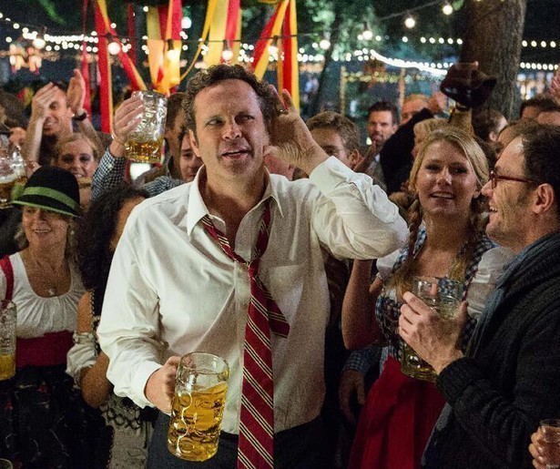 Een zakenreis loopt uit de hand in Unfinished Business