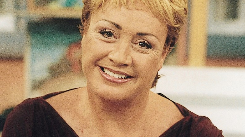 Viola Holt herkent vermeende afperser John en Linda de Mol Viola Holt herkent vermeende afperser John en Linda de Mol