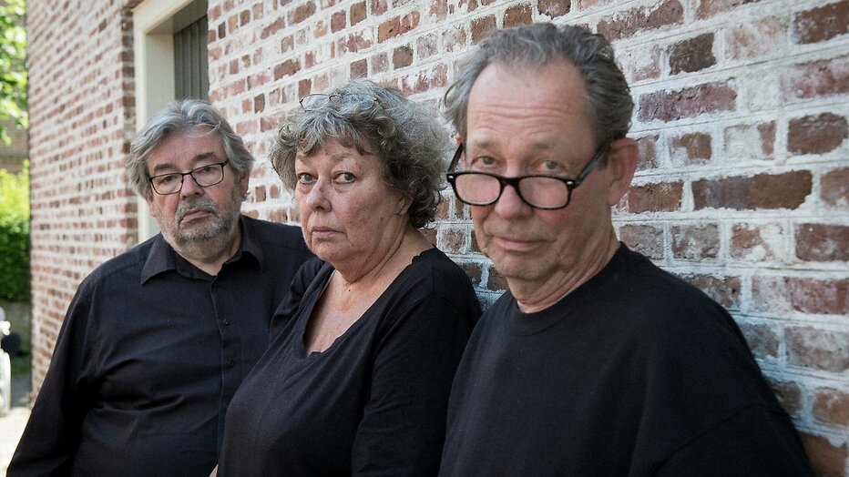 Maarten van Rossem vertelt over het denken aan zijn zus en andere overledenen.