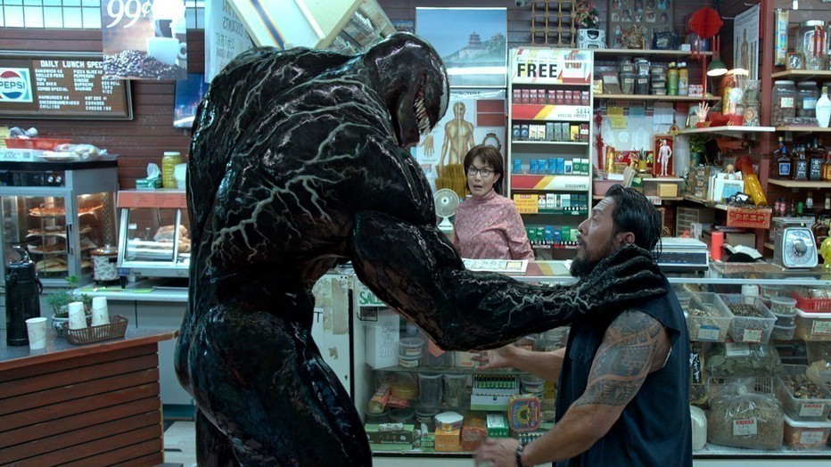 Still uit Venom
